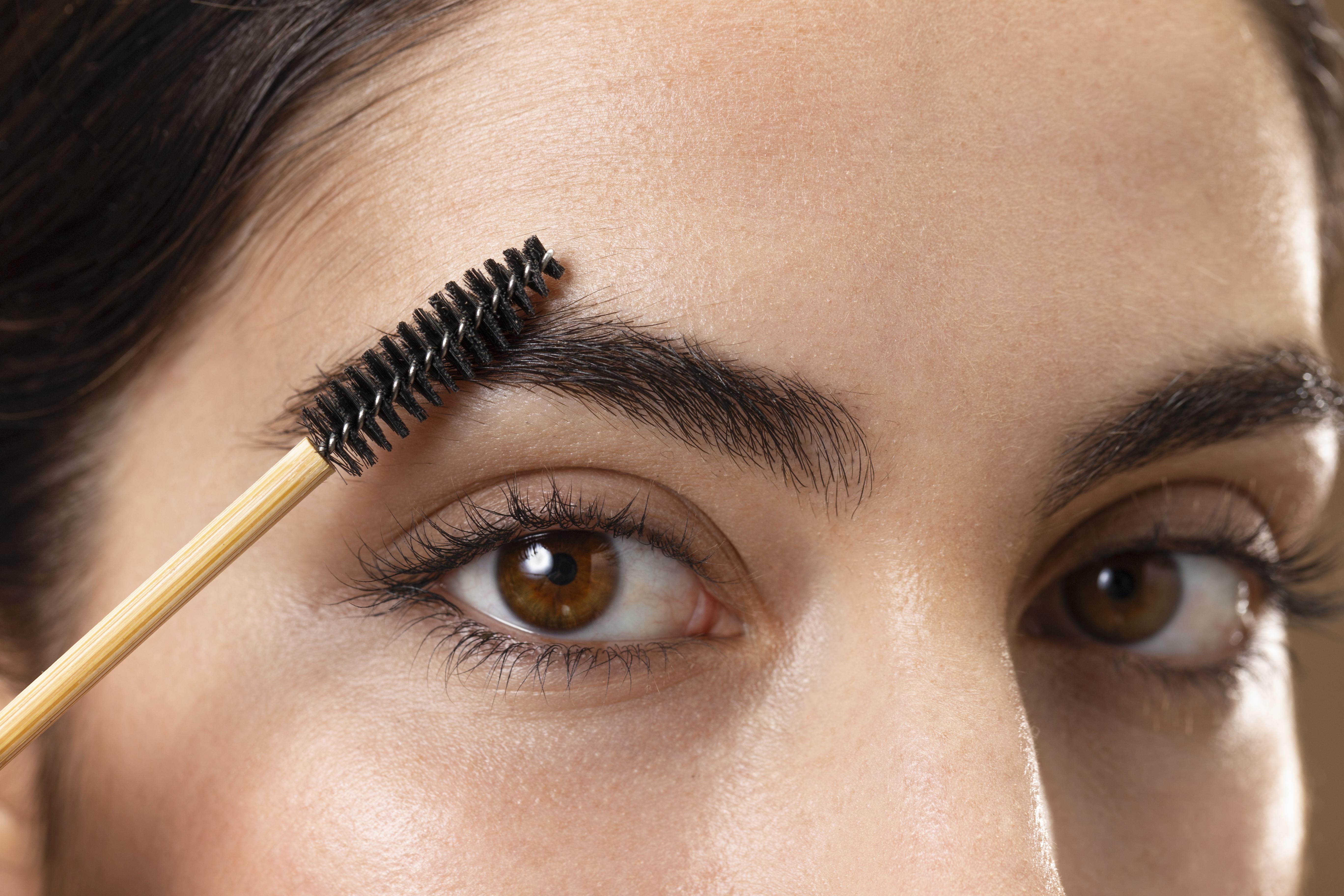 How to Increase the Thickness and Strength of Your Brows for Enhanced Beauty